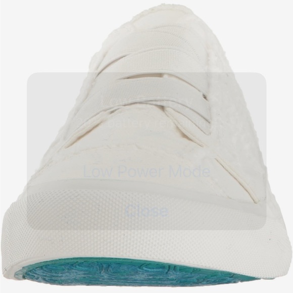 Blowfish Shoes - Blowfish Malibu Sneaker, White distressed Canvas, 7 Medium US